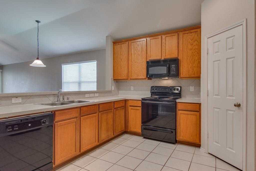 12524 Panorama Dr - Photo 7 of 21