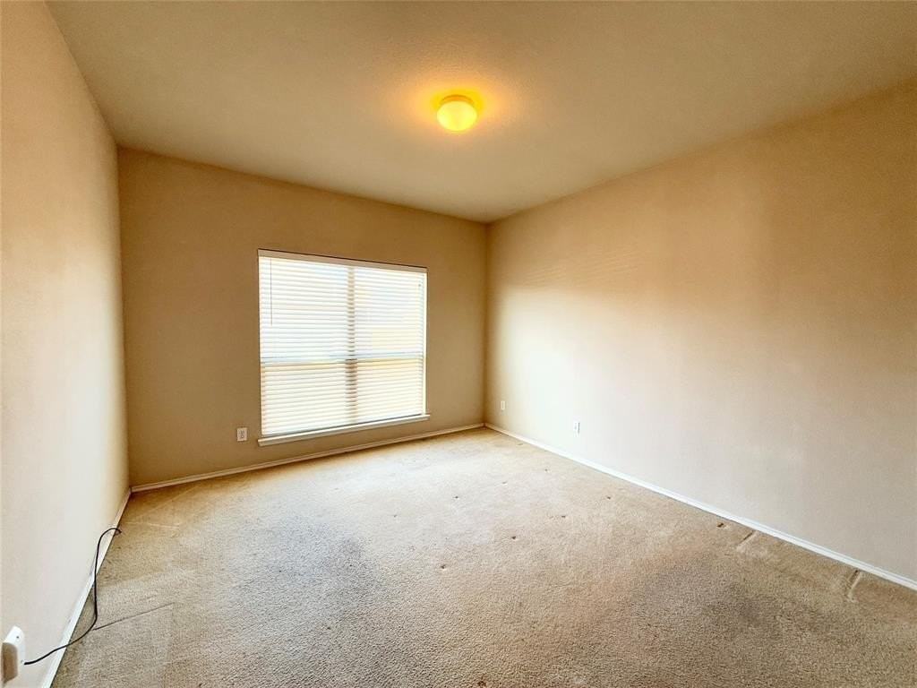 1225 Alder Tree Ln - Photo 5 of 8