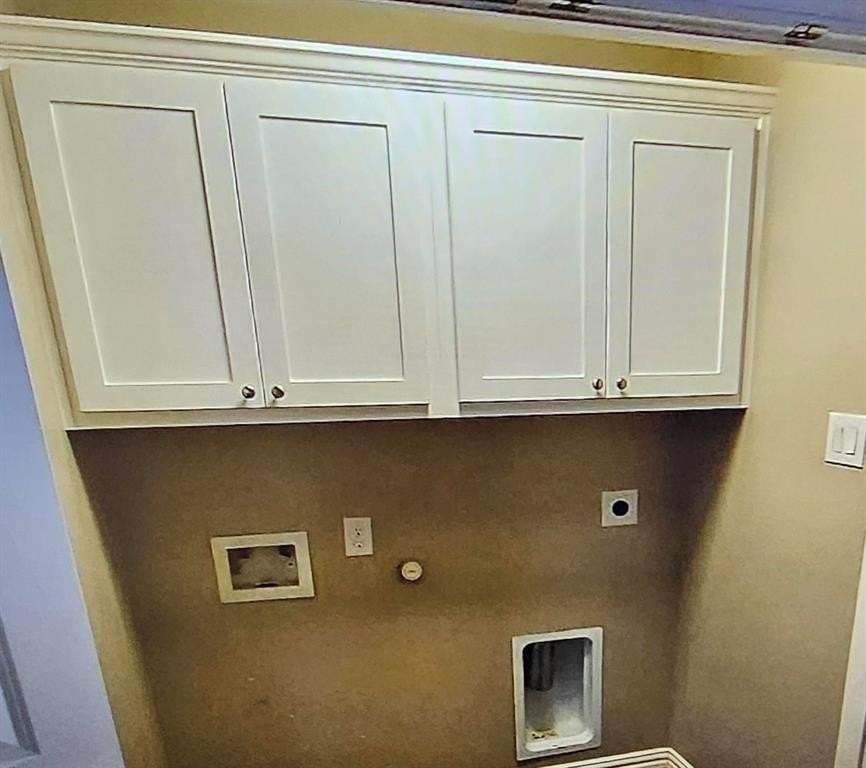 407 W Criner St - Photo 5 of 9
