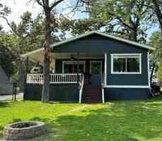 featured image of 1813 Oak Shore Dr