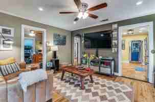 featured image of 9235 E Lake Highlands Dr