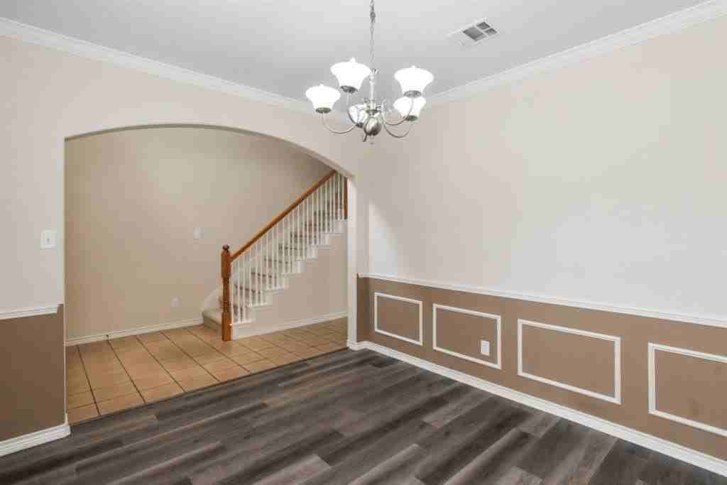 8305 Loma Alta Trl - Photo 6 of 27