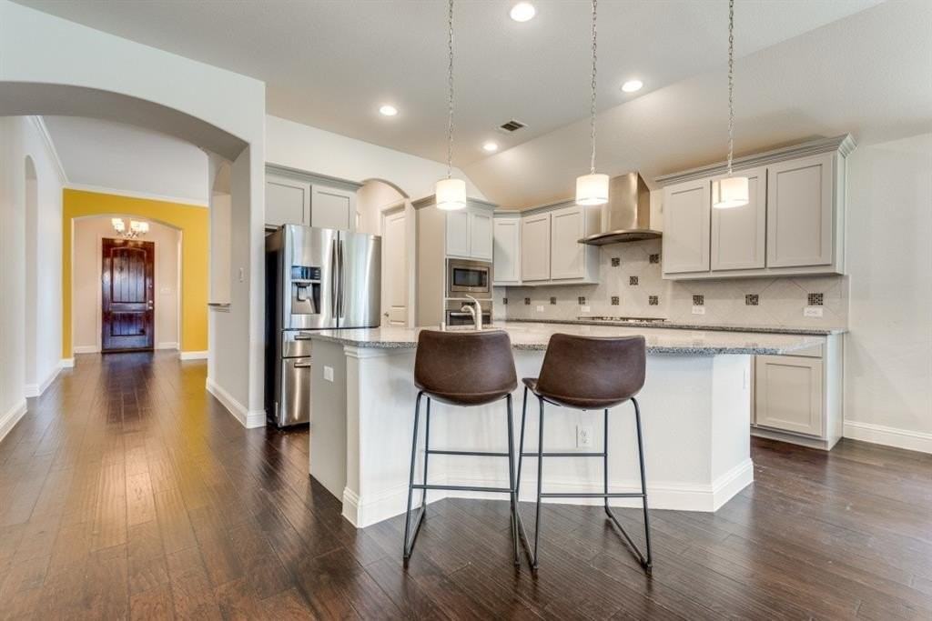 2364 Mare Rd - Photo 2 of 25