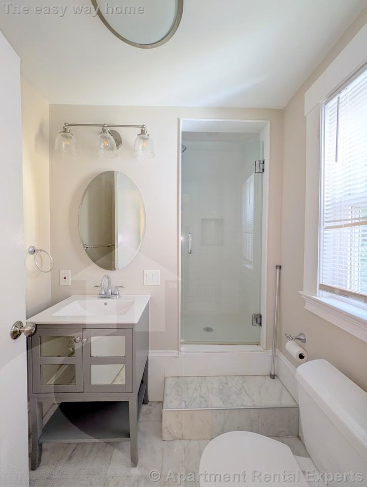 20 Park Ave #REAR - Photo 6 of 13
