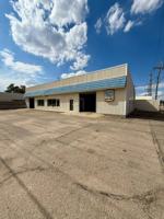 featured image of 305 W 5th St