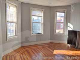 featured image of 25 Belknap St #2