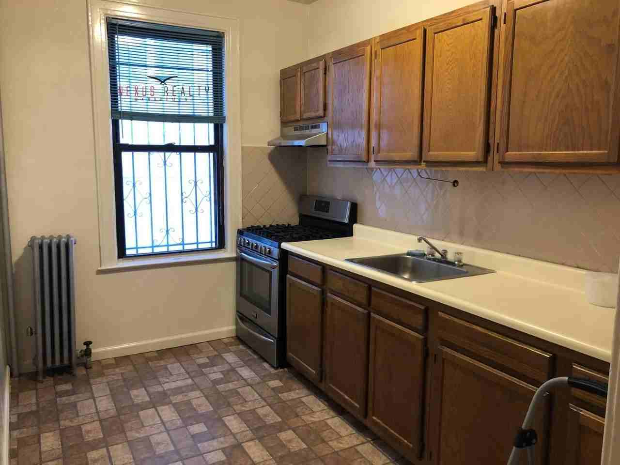 33rd Street & 34th Avenue #1FL - Photo 6 of 12