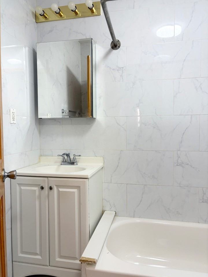 6623 Cameron Ct #2ndFL - Photo 7 of 12