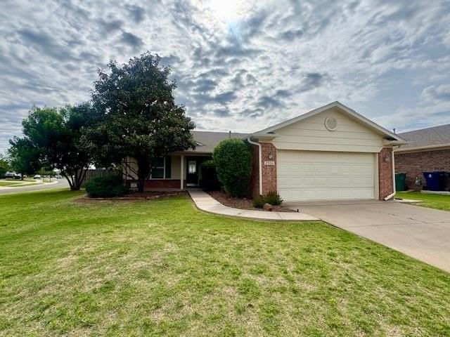 2500 Flame Lily Rd - Photo 2 of 34