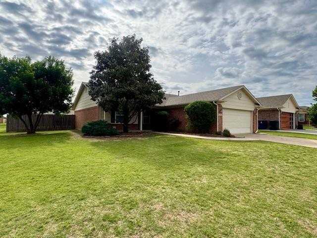 2500 Flame Lily Rd - Photo 3 of 34