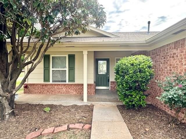 2500 Flame Lily Rd - Photo 6 of 34