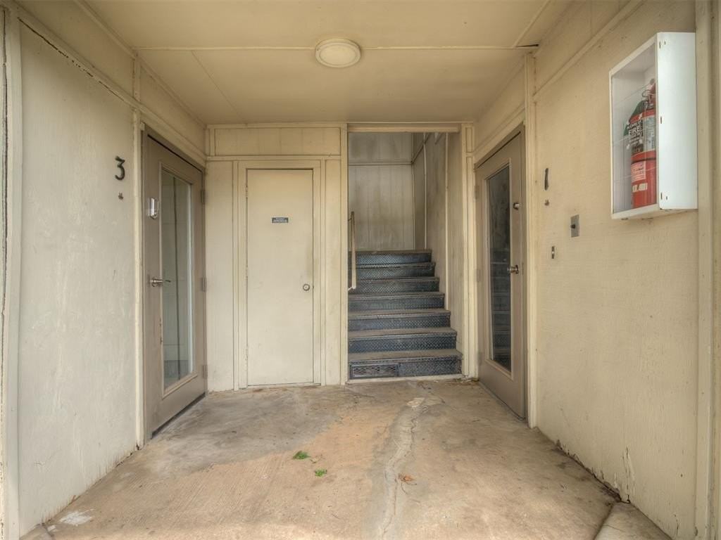 1725 E Lindsey St #2 - Photo 3 of 38