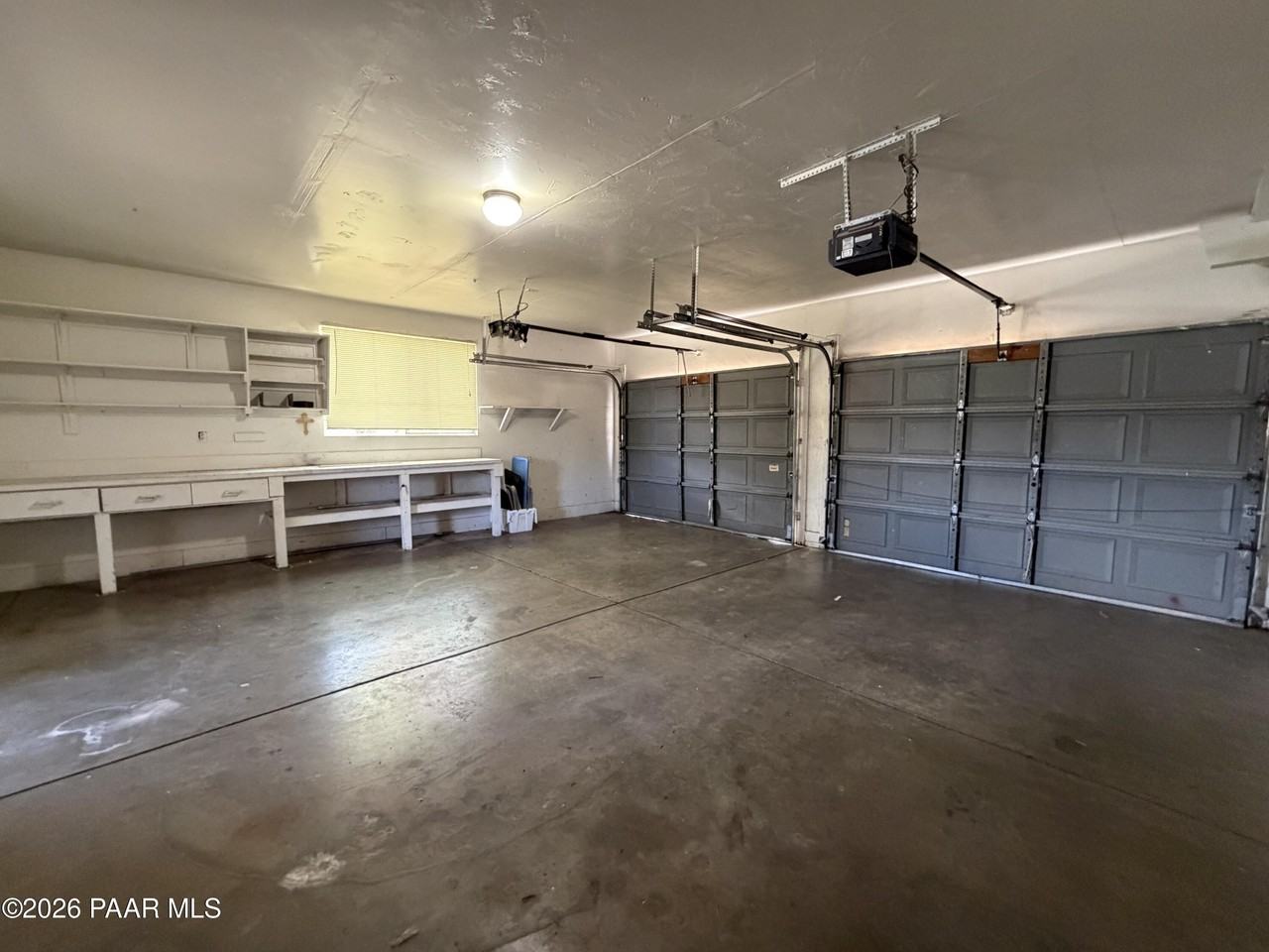 366 W Tamarack Ln - Photo 2 of 26