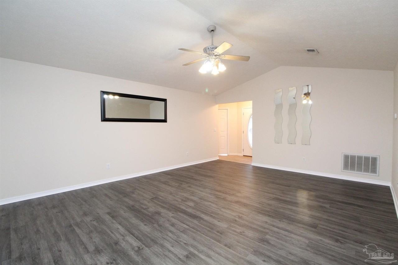 4150 Oak Pointe Dr - Photo 2 of 22