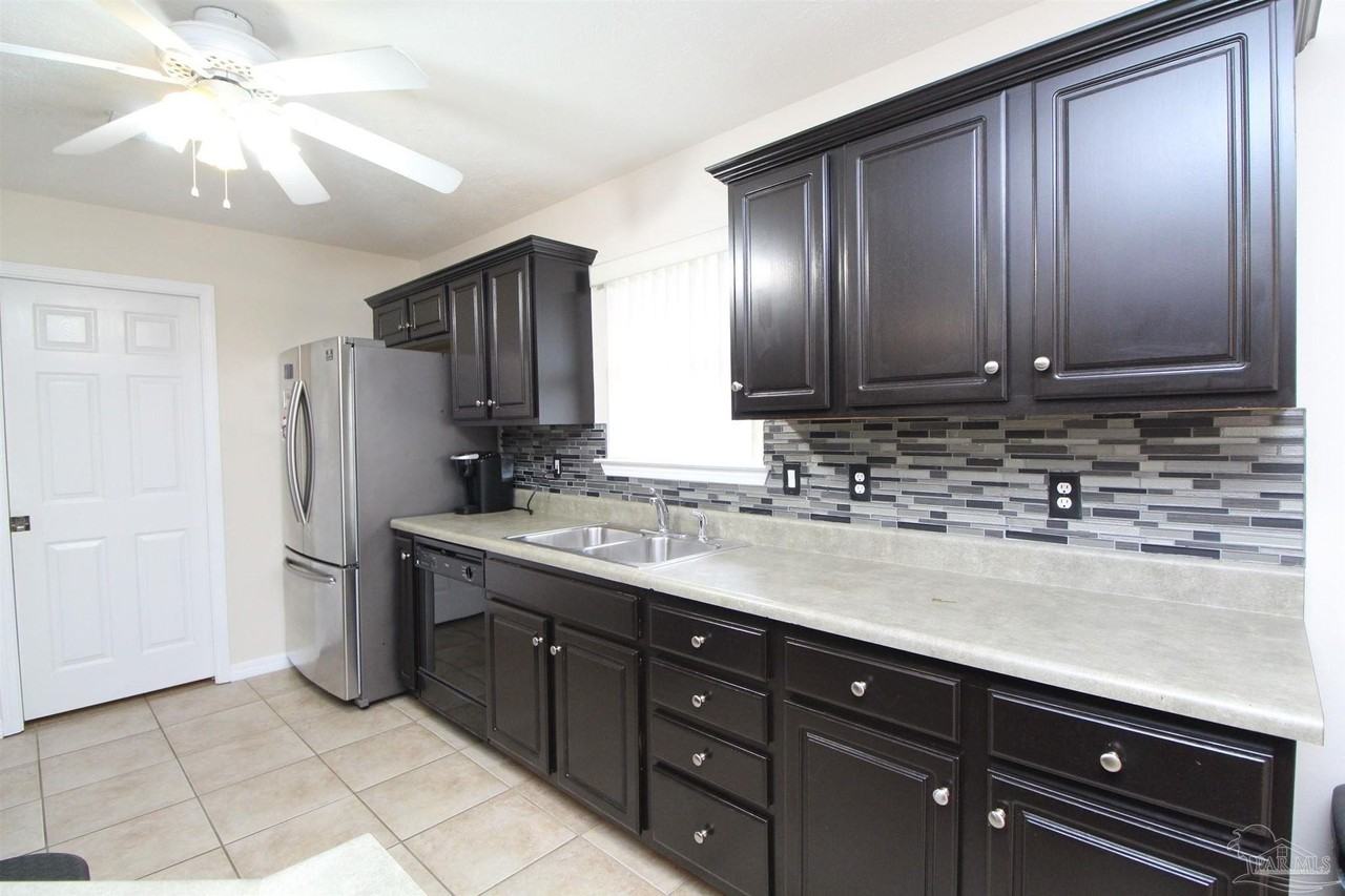 4150 Oak Pointe Dr - Photo 5 of 22