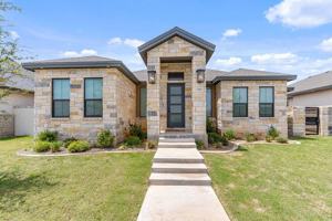 featured image of 5811 Val Verde Dr