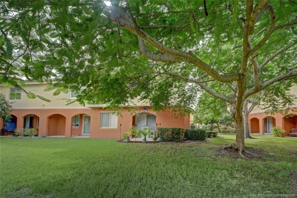 44 Se Sedona Cir #201 - Photo 5 of 38