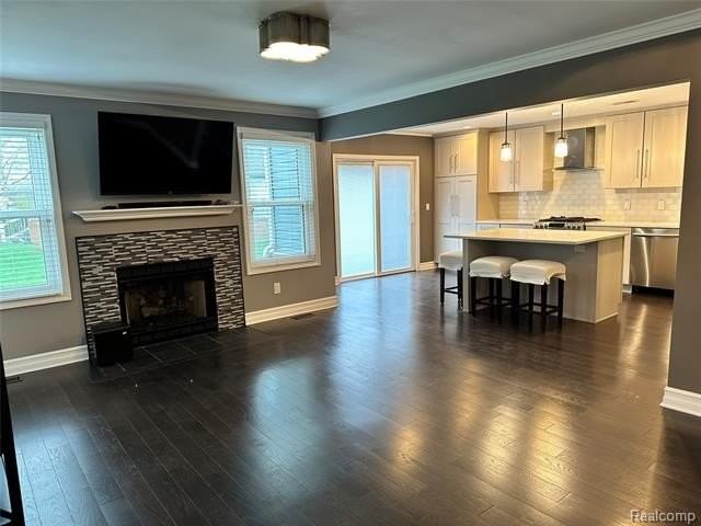 18924 Melvin St - Photo 3 of 15