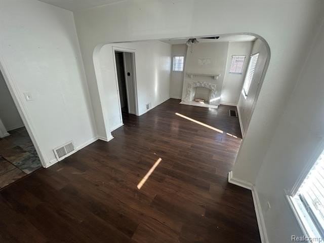 5081 Wayburn St - Photo 2 of 12