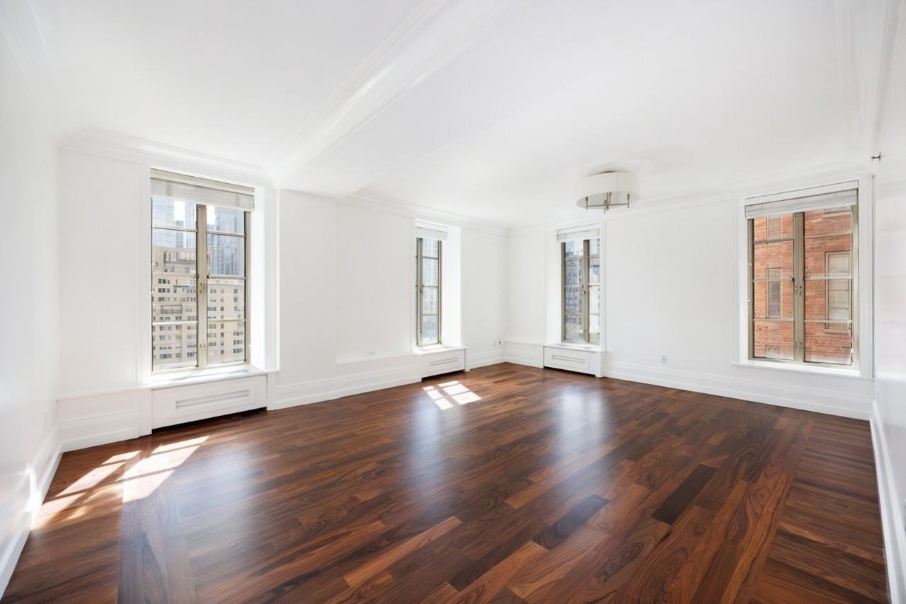 140 E 63rd St #12D