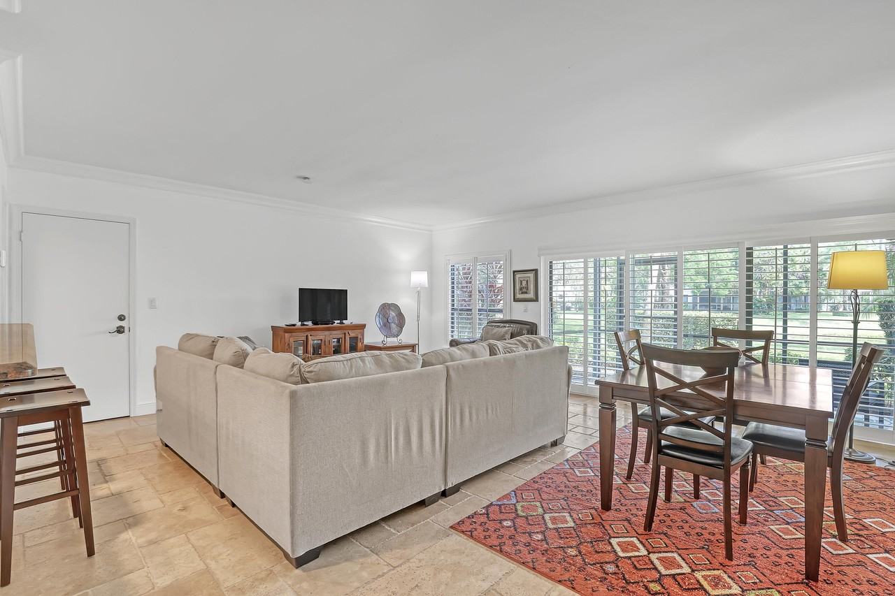 11863 Wimbledon Cir #409 - Photo 6 of 25