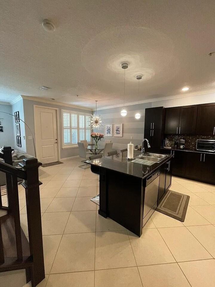 1428 Nw 50th Dr - Photo 7 of 26