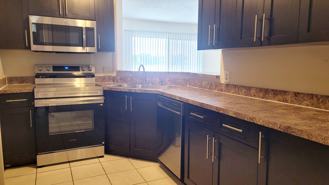 3433 Nw 44th St #103 - Photo 1 of 1
