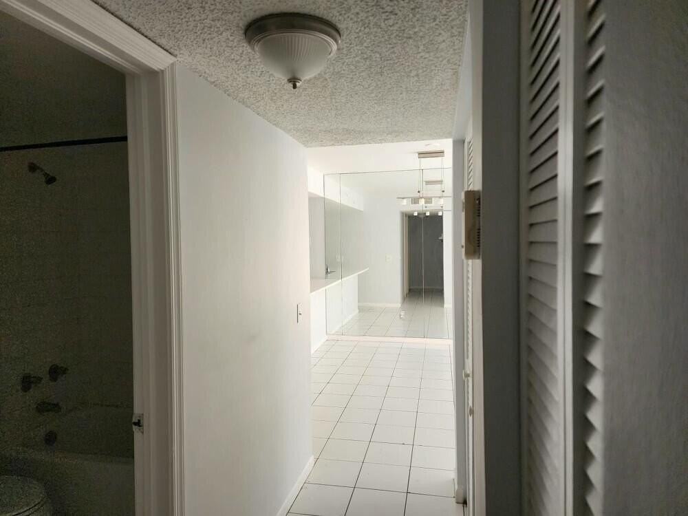 176 Waterside Dr - Photo 4 of 5