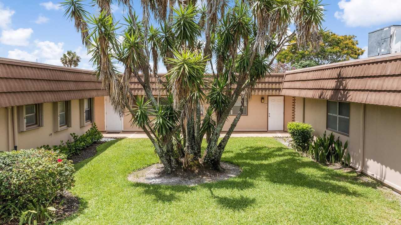 154 Seville G - Photo 6 of 31
