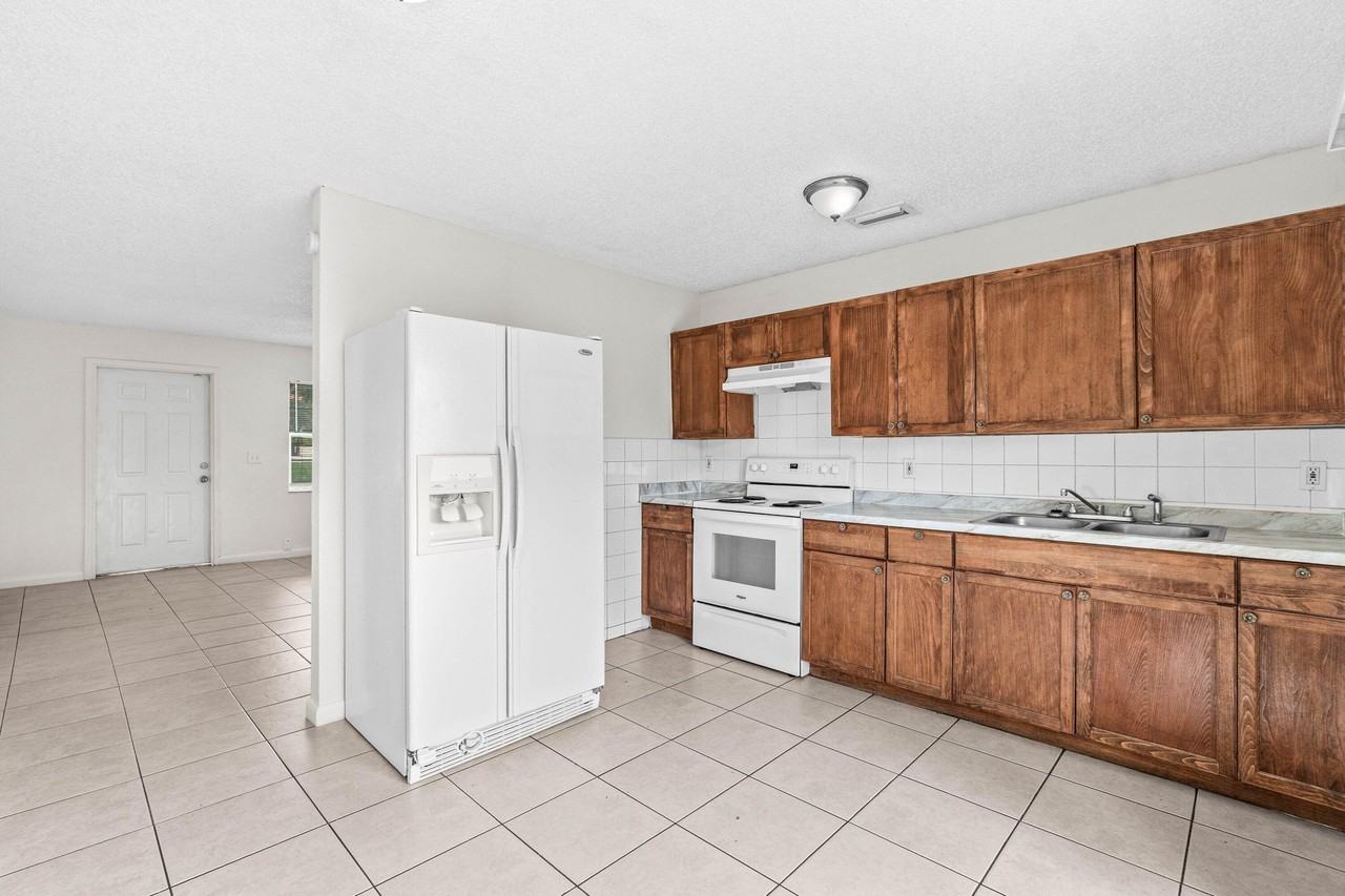 4807 Gulfstream Rd - Photo 6 of 20