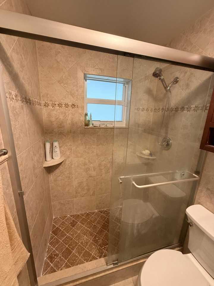 5584 Priscilla Ln - Photo 7 of 36