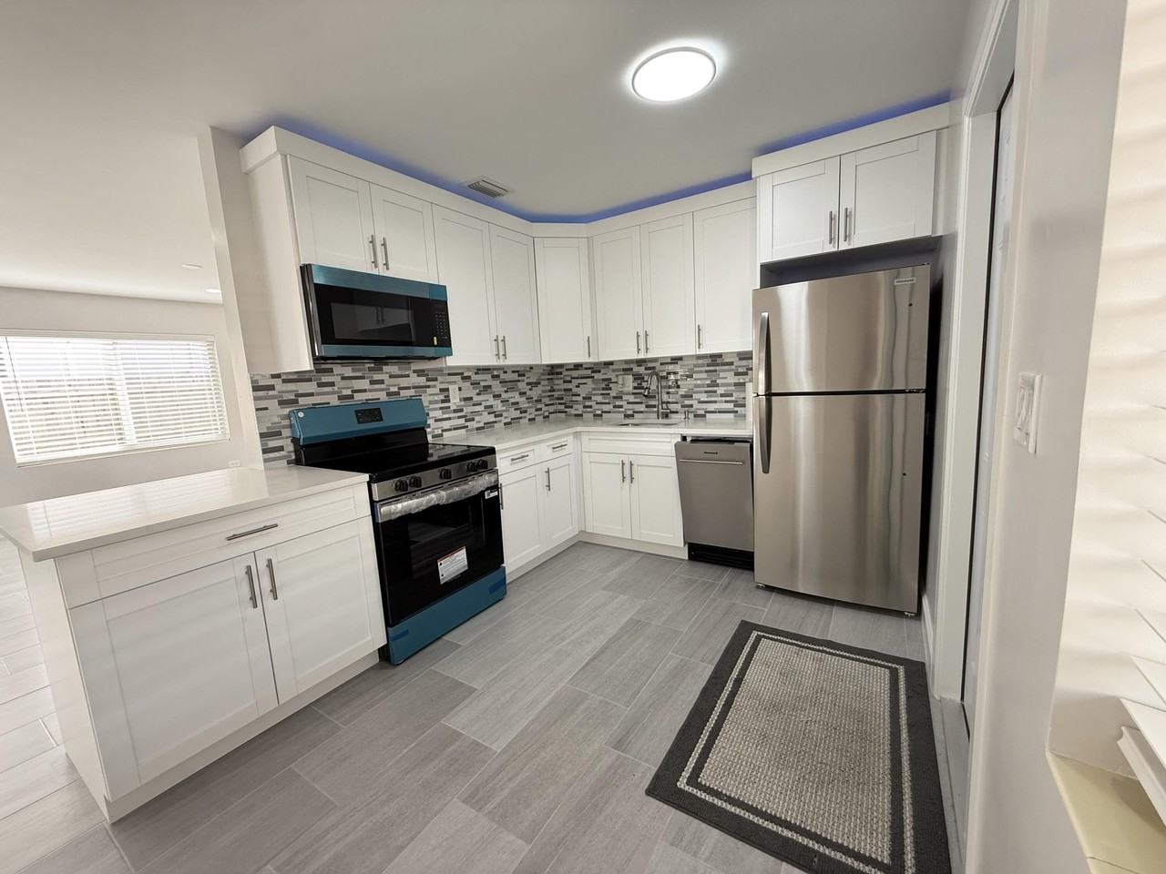 1405 N J Ter - Photo 5 of 21