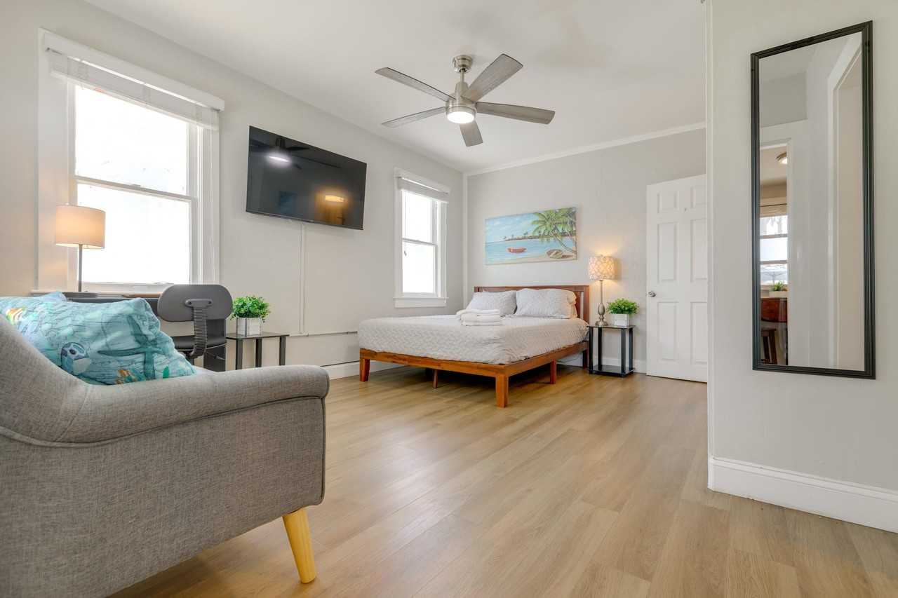 216 S M St #4 - Photo 3 of 12