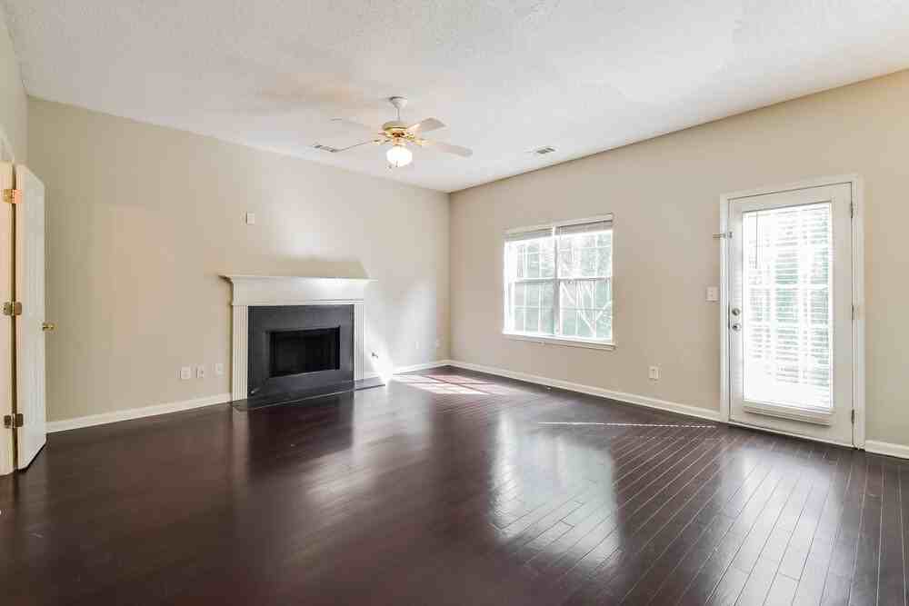 3651 Lower Creek Dr - Photo 4 of 17