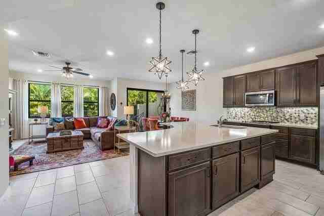 8301 Catria Ln - Photo 6 of 33