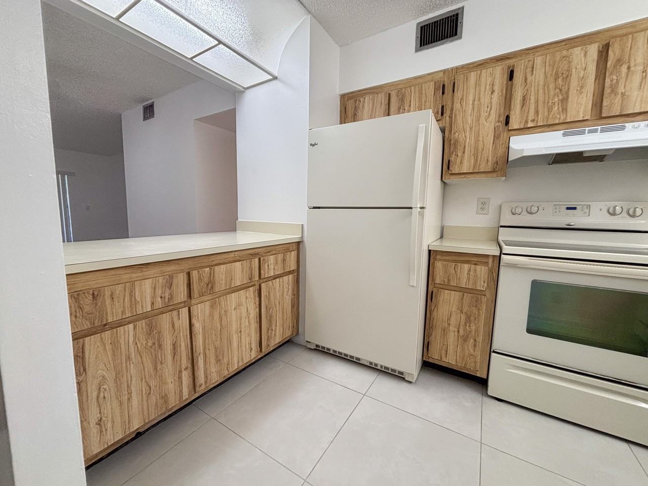 8502 Nw 35th Ct #8508 - Photo 4 of 17