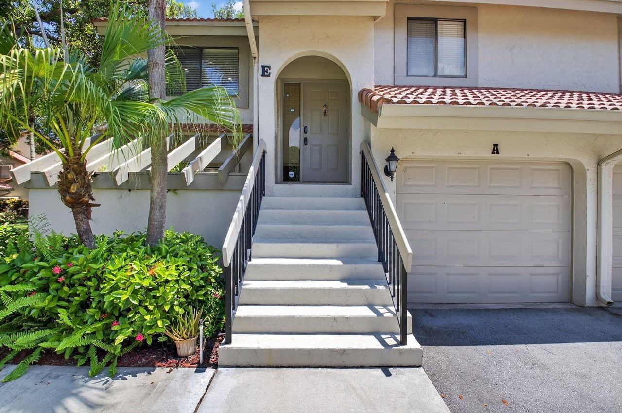 5530 Coach House Cir #E - Photo 2 of 40