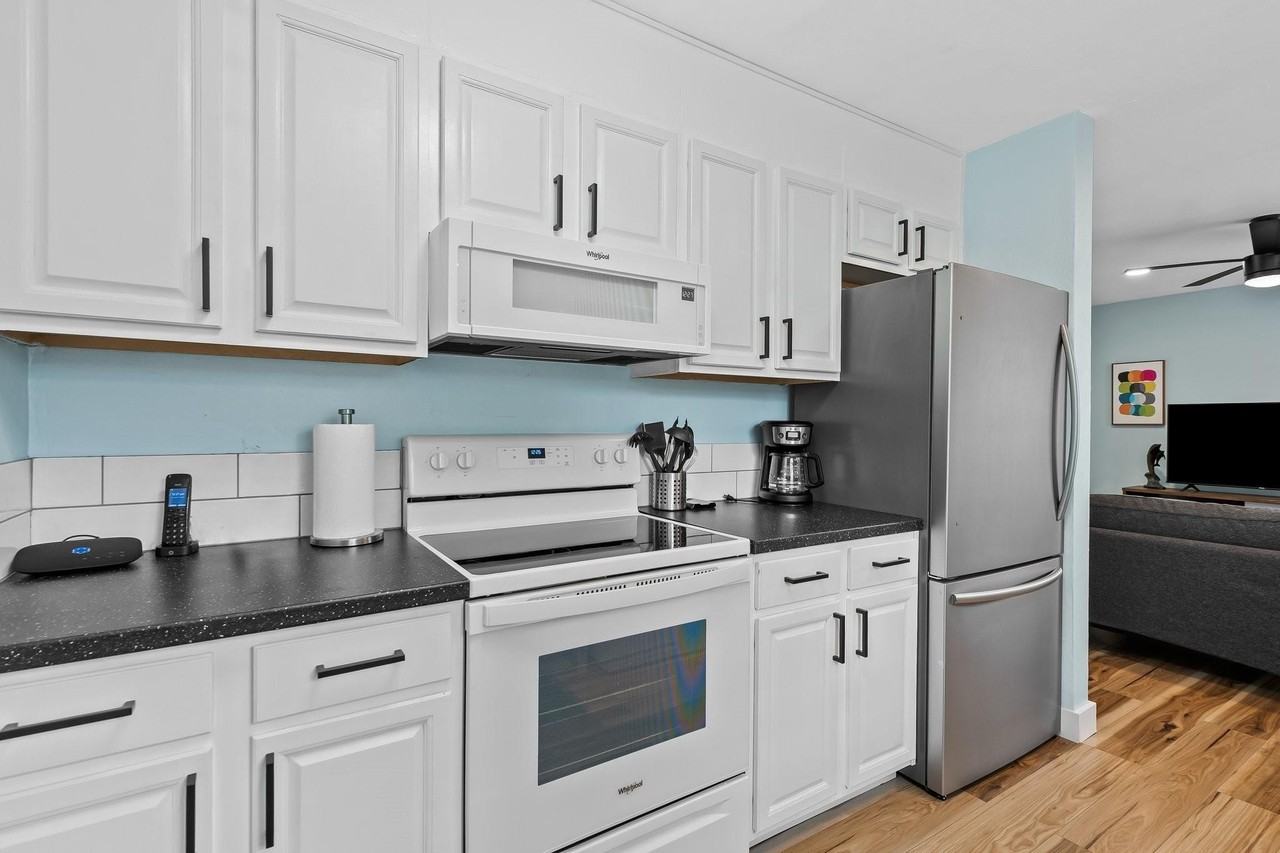1464 N Dixie Hwy #2 - Photo 5 of 11