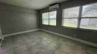1100 Sw 28th St #4 - Photo 1 of 1