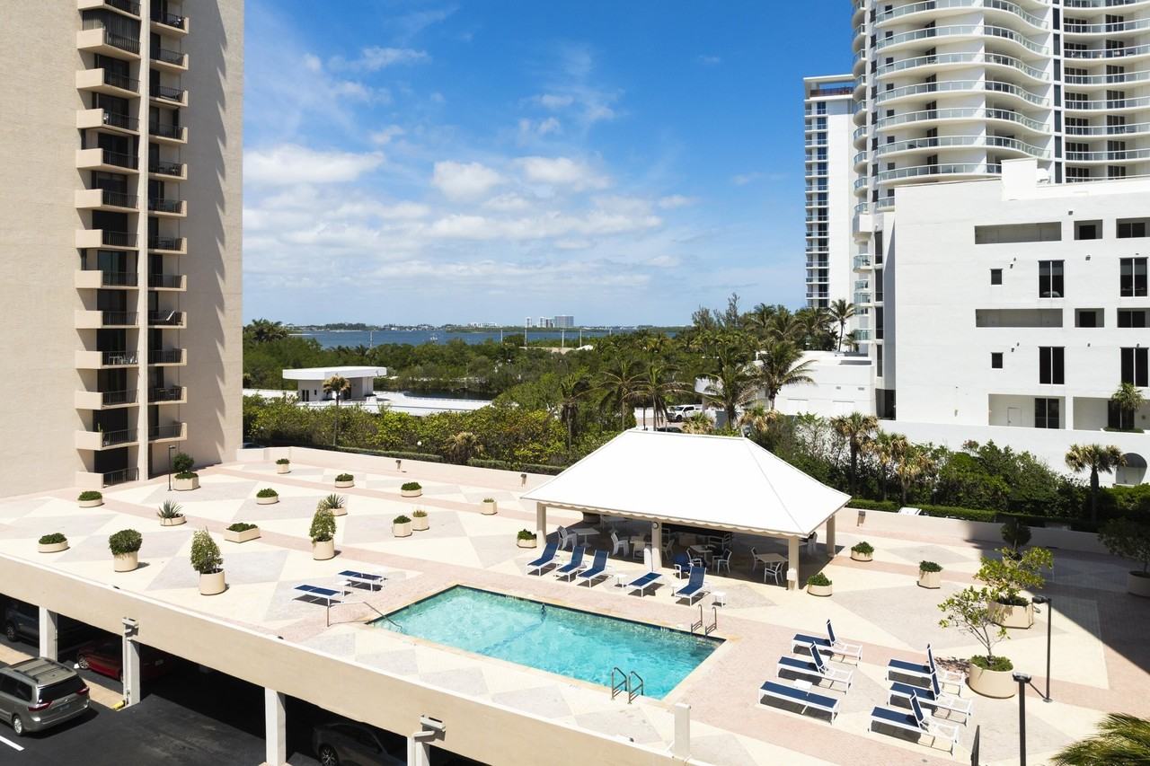 4200 N Ocean Dr #2-405