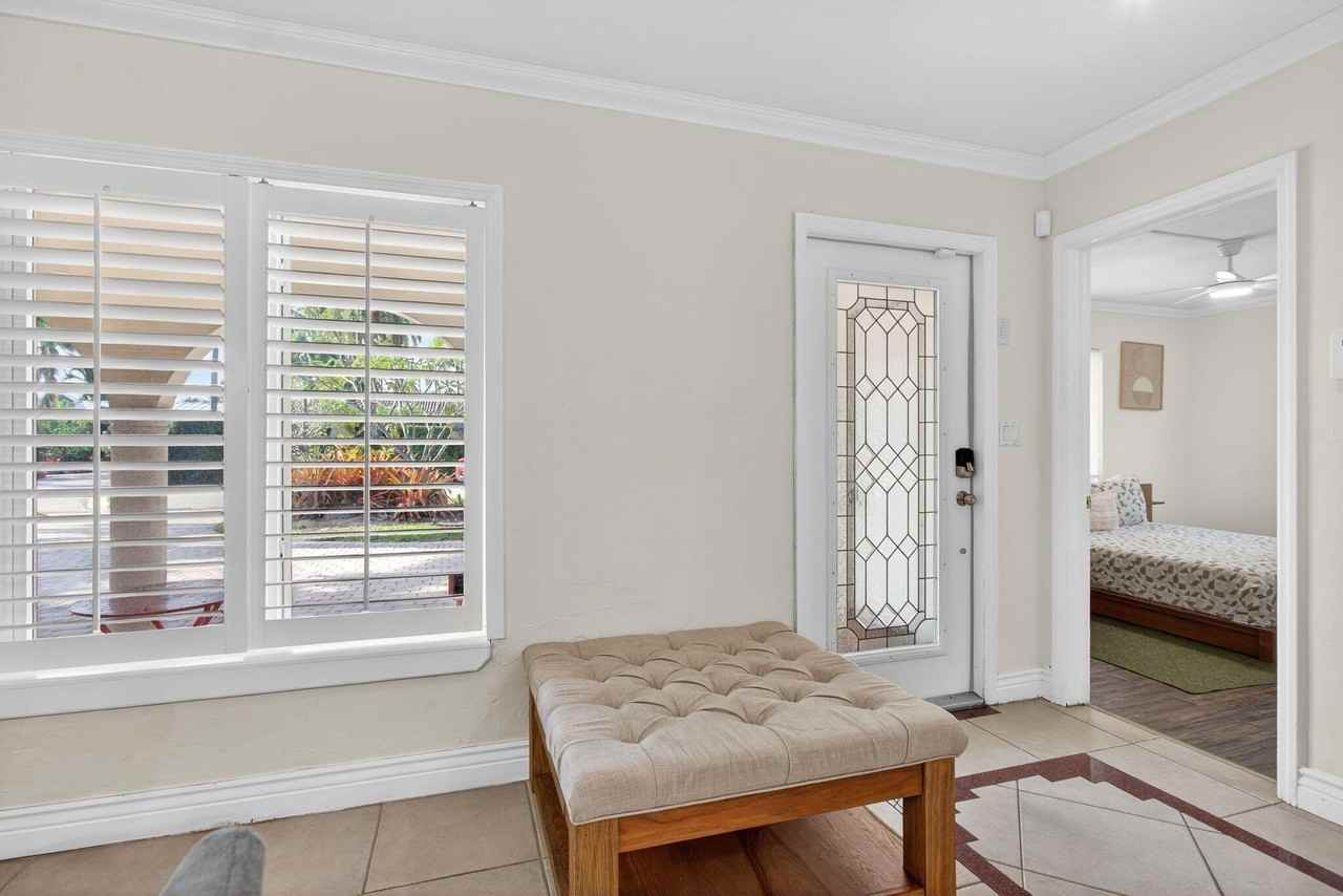 2101 Ne 25th St - Photo 7 of 50