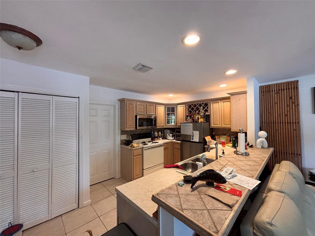1200 W Las Olas Blvd #1-4 - Photo 5 of 10