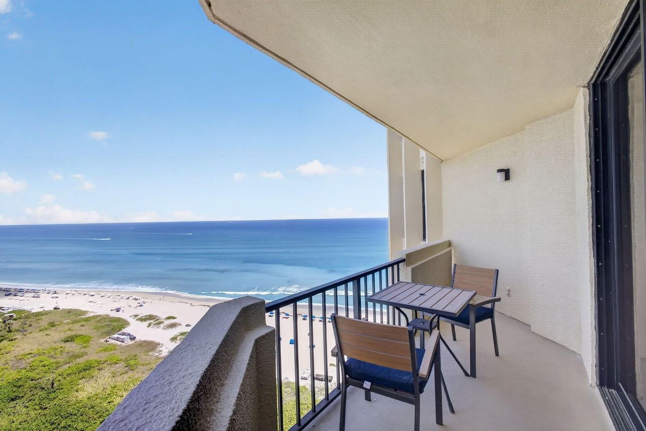 2800 N Ocean Dr #A19C - Photo 3 of 50