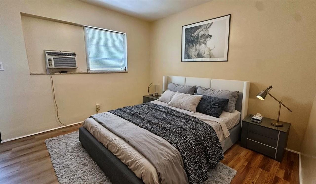 505 Ne 4th Ave #3 - Photo 4 of 10