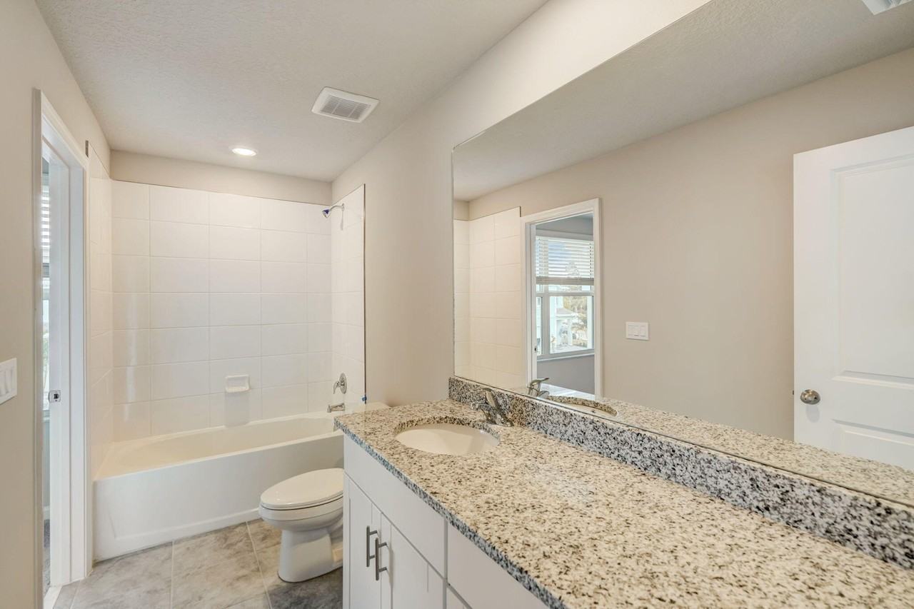 5728 Se Edgewater Cir - Photo 6 of 38