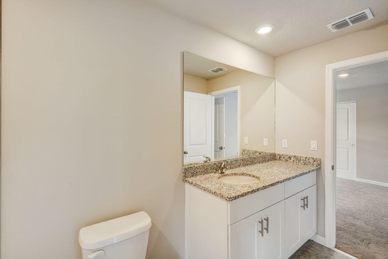 5728 Se Edgewater Cir - Photo 7 of 38