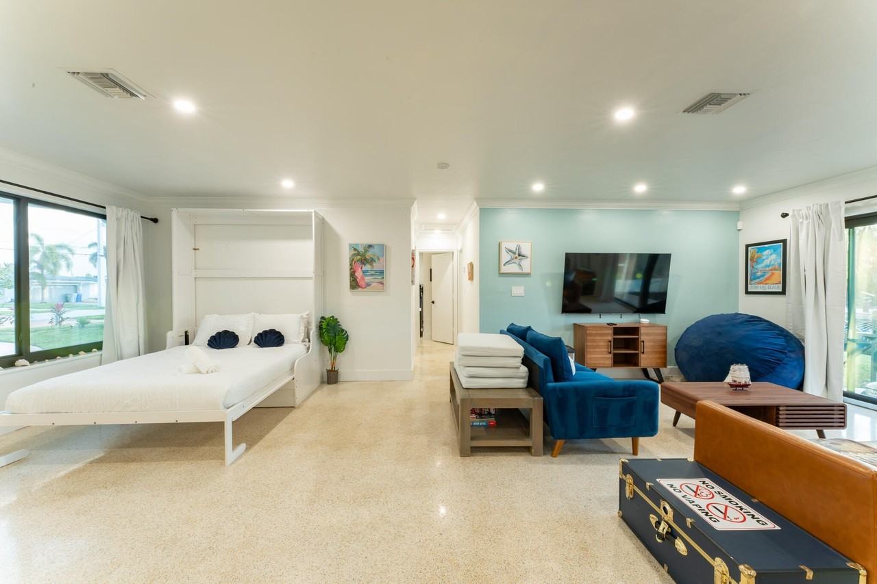 731 Se 5th Ave - Photo 5 of 32