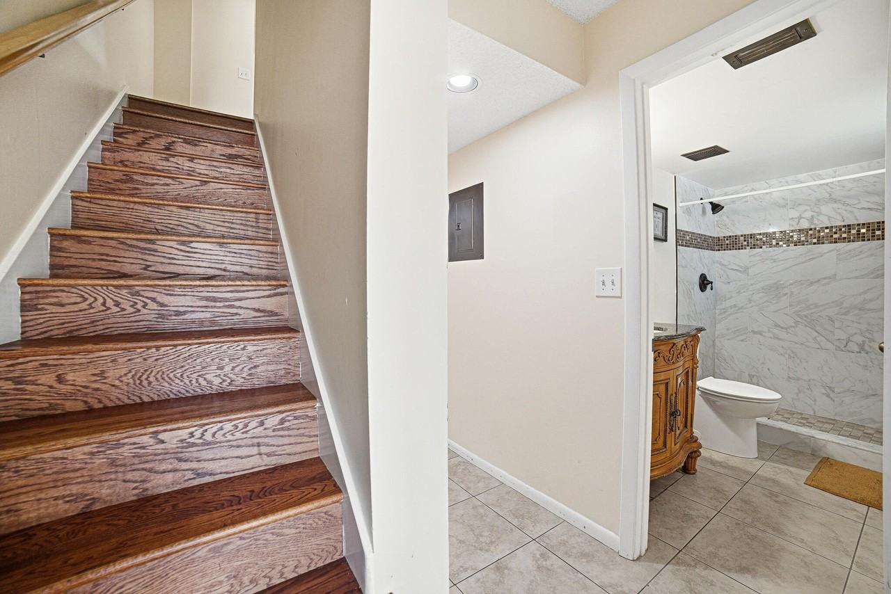 105 Deer Creek Rd #202 - Photo 6 of 17