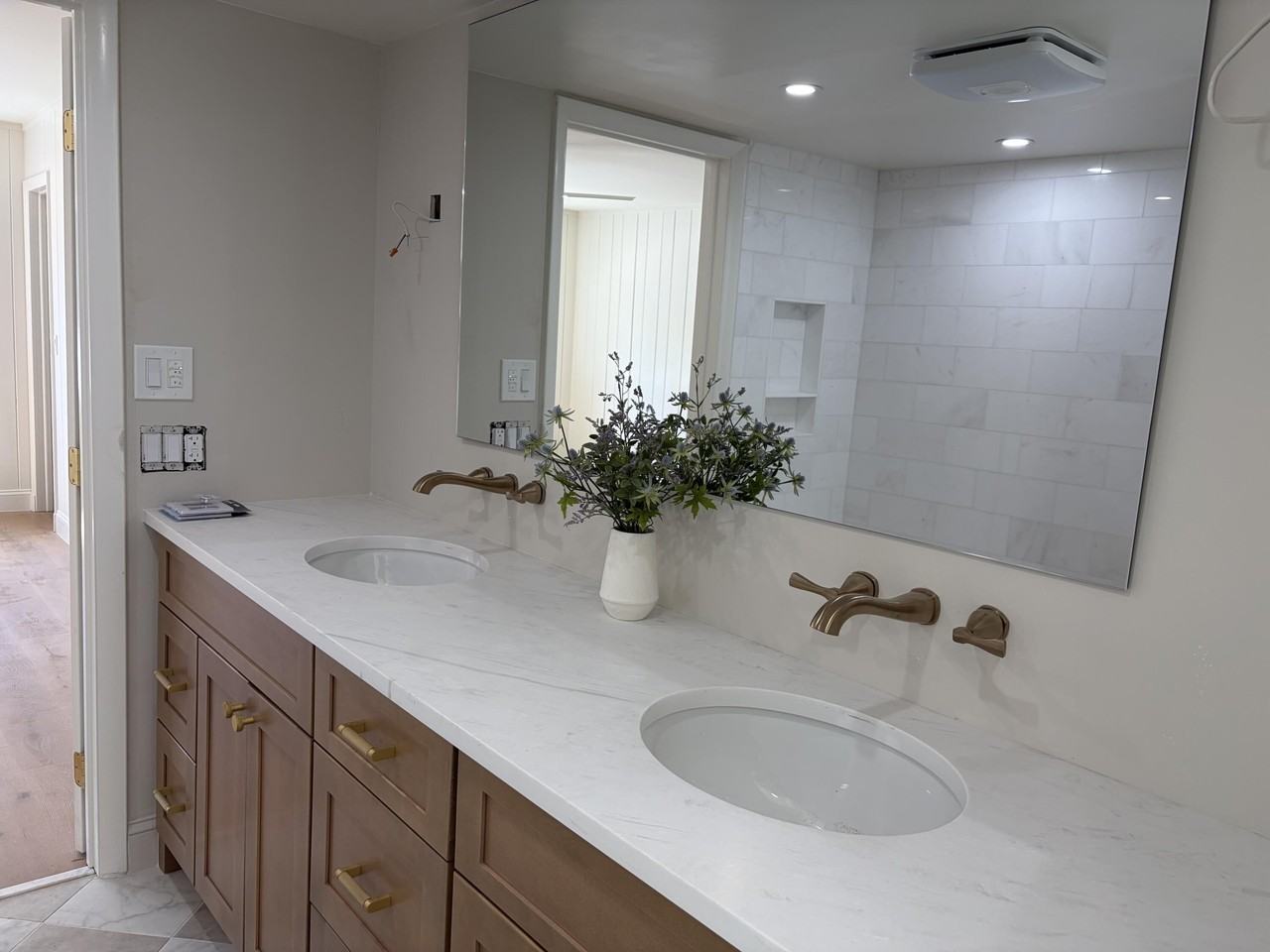 18363 Island Oak Ave - Photo 5 of 19