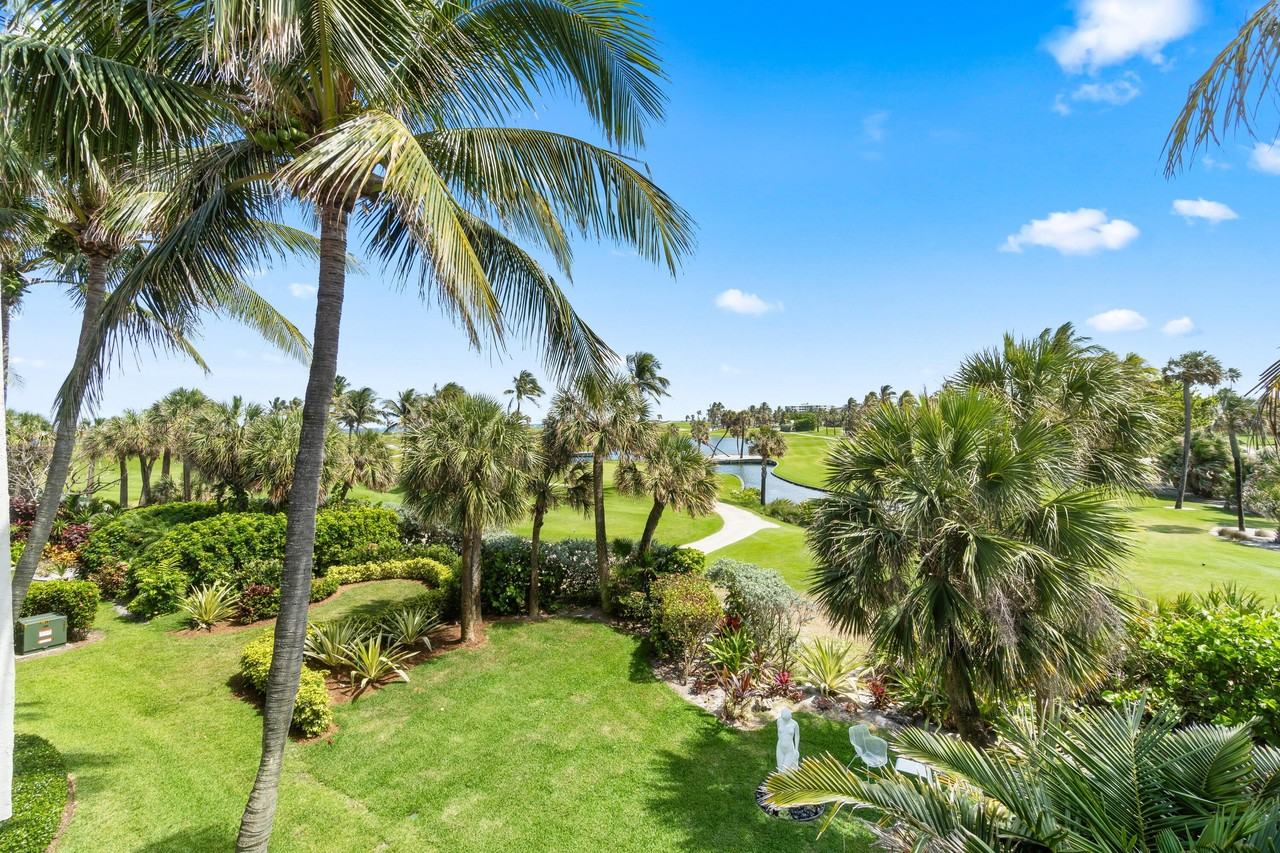 2335 S Ocean Blvd #C9 - Photo 7 of 50